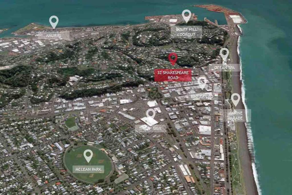 Tiny Home Big Vibes In Central Napier Exterior foto