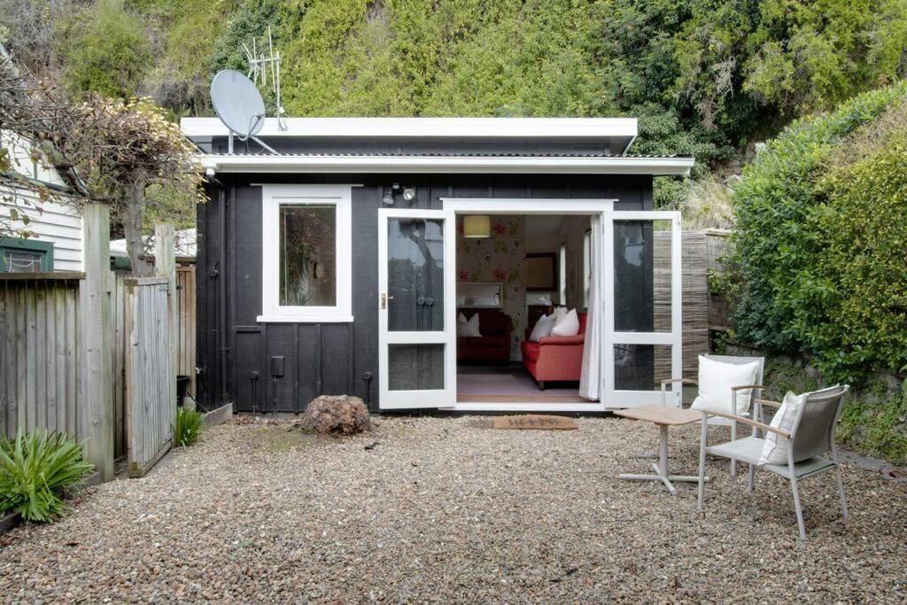 Tiny Home Big Vibes In Central Napier Exterior foto